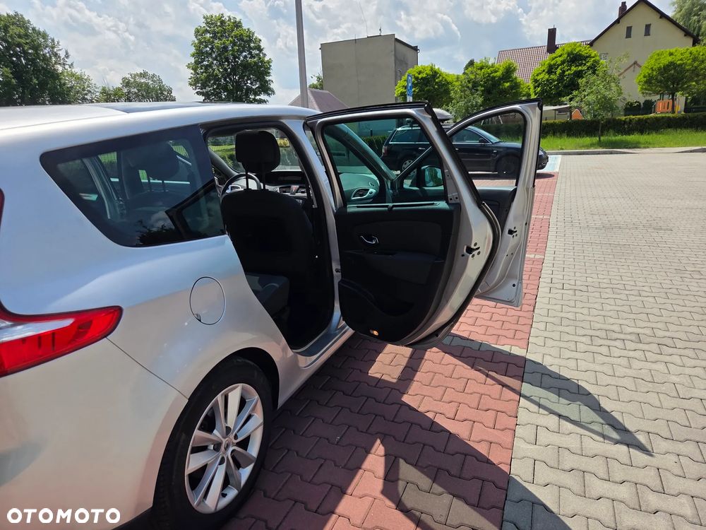 Renault Scenic 1.6 16V 110 LIMITED - 30