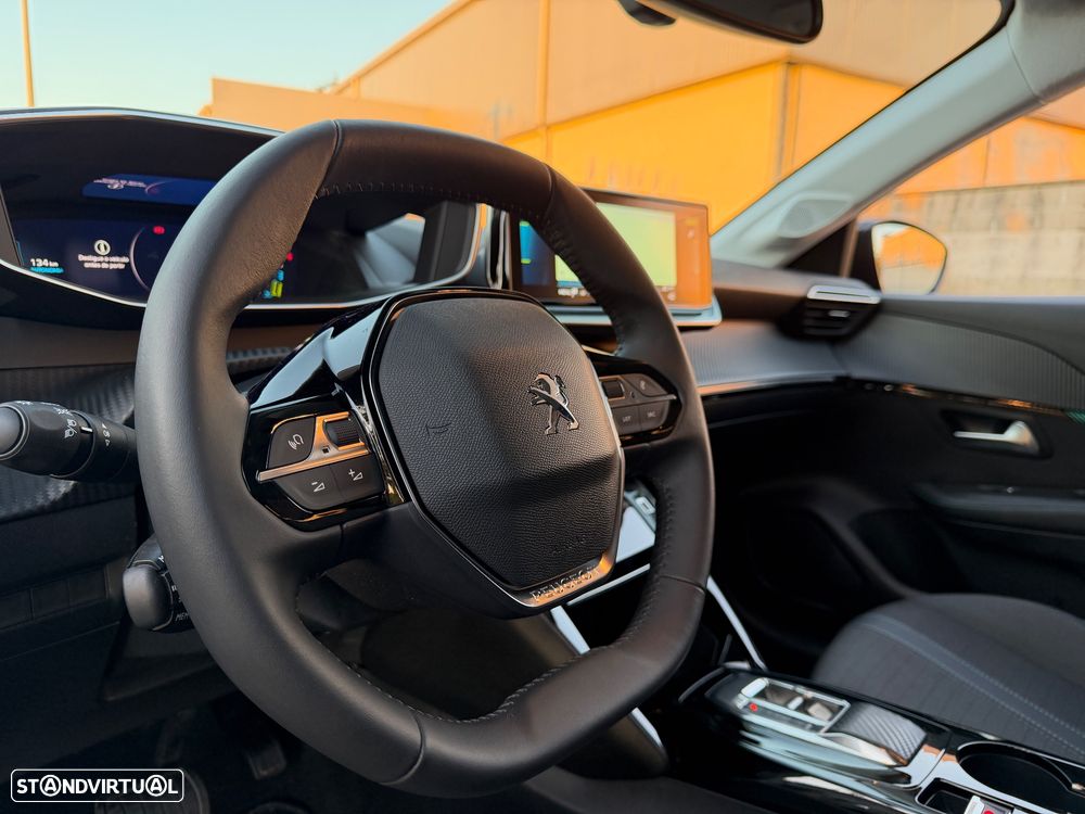 Peugeot e-208 Allure Pack - 20