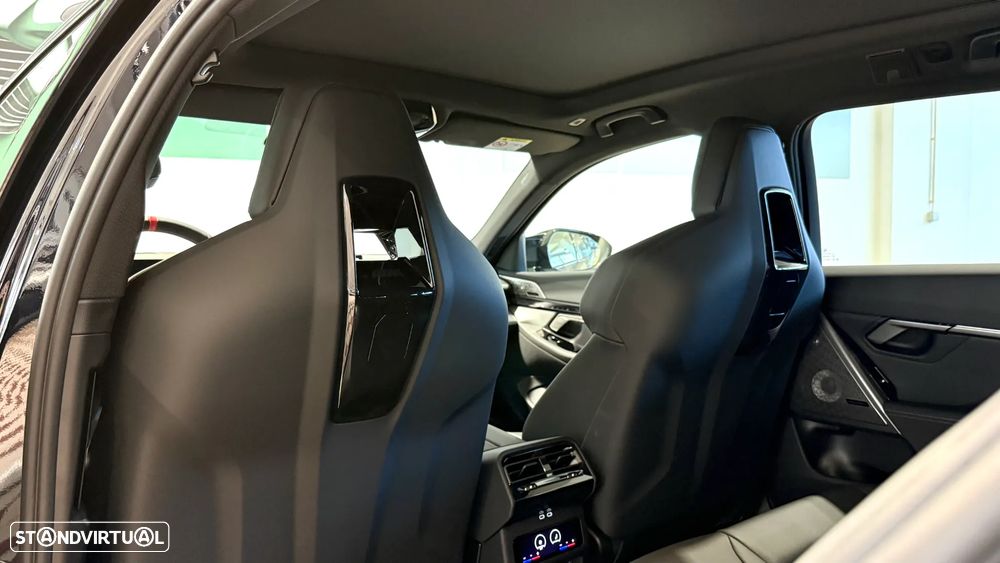 BMW M5 Touring xDrive - 22