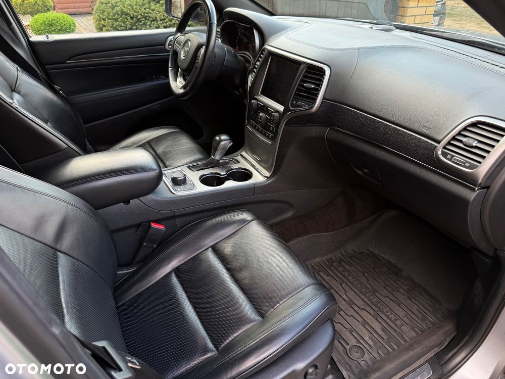 Jeep Grand Cherokee - 9