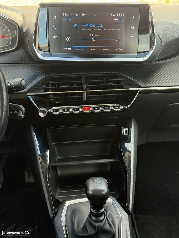 Peugeot 2008 1.2 PureTech Active Pack - 17