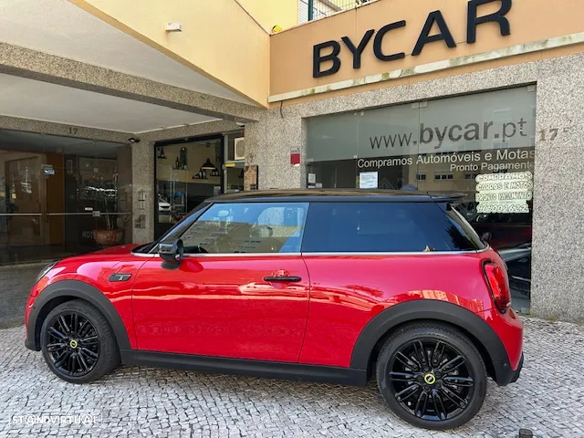 MINI 3 Portas Cooper SE Premium Extra Yours - 3