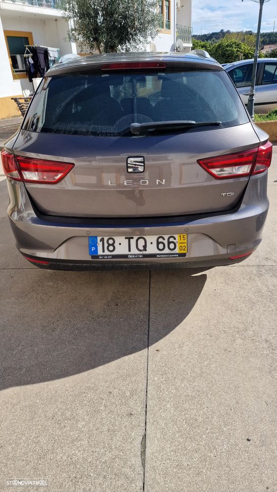 SEAT Leon ST 1.6 TDI S&S Style - 11
