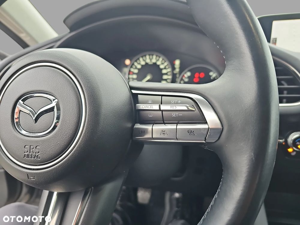 Mazda 3 2.0 mHEV Hikari - 21