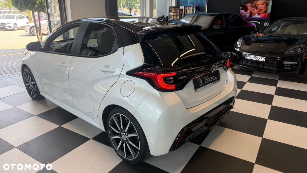 Toyota Yaris - 7