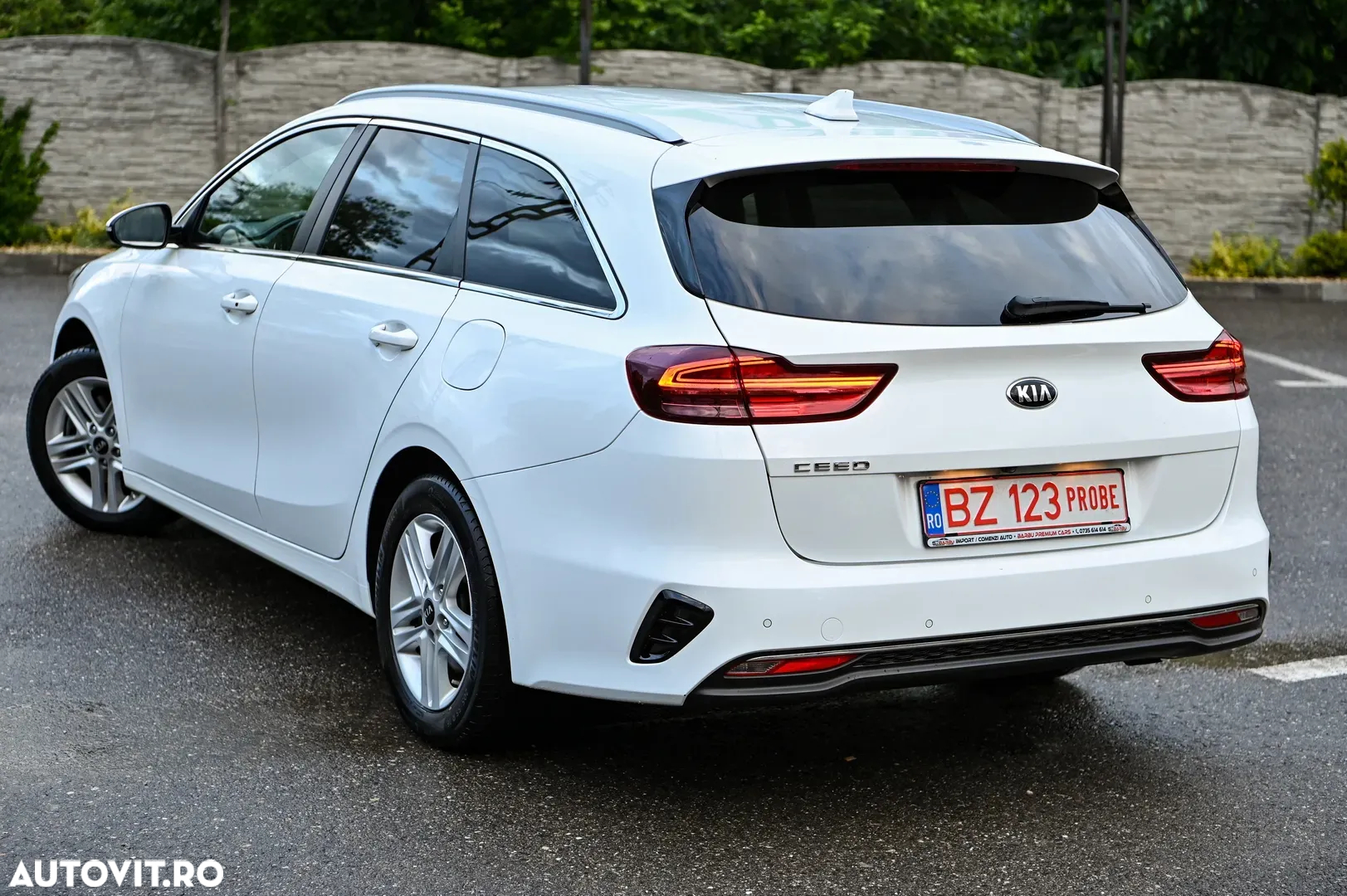 Kia Ceed - 27