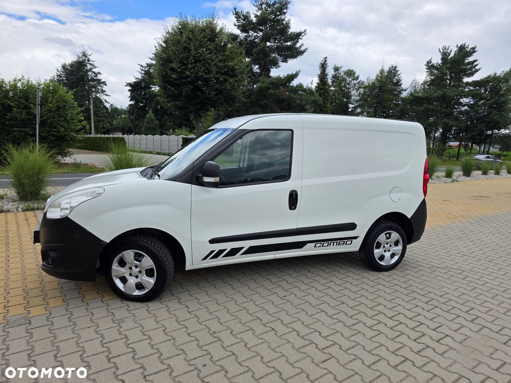 Opel Combo - 8