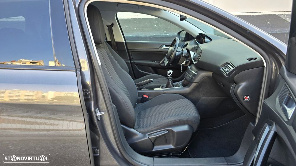 Peugeot 308 SW 1.5 BlueHDi Style - 46