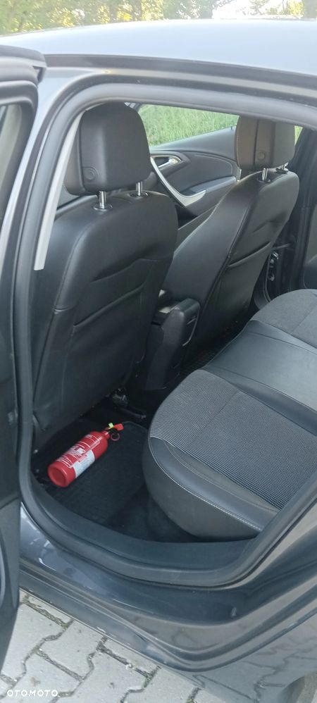 Opel Astra 1.4 T Cosmo - 22