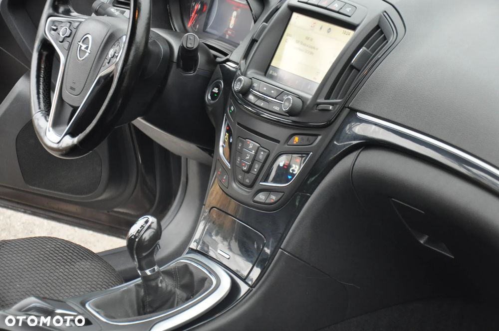 Opel Insignia 2.0 CDTI Cosmo S&S - 24