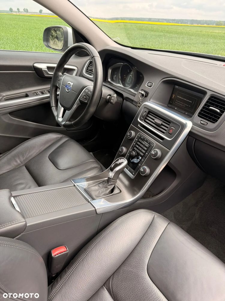Volvo V60 D3 Kinetic - 10