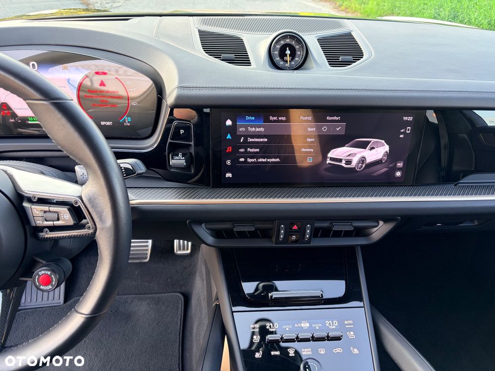 Porsche Cayenne Turbo E-Hybrid PHEV GT - 25