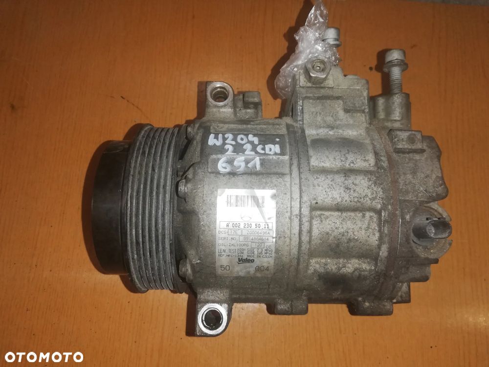 MERCEDES W204 sprężarka kompresor klimatyzacji A0022305011