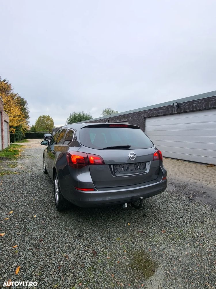 Opel Astra 1.7 CDTI DPF Sports Tourer Edition - 4