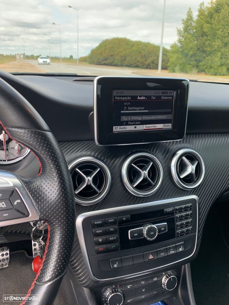 Mercedes-Benz A 180 CDI (BlueEFFICIENCY) AMG Sport - 8