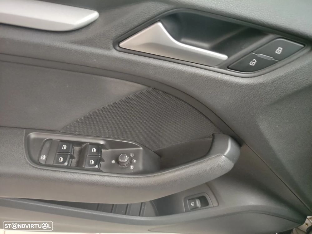 Audi A3 Sportback 1.4 TFSI e-tron - 9