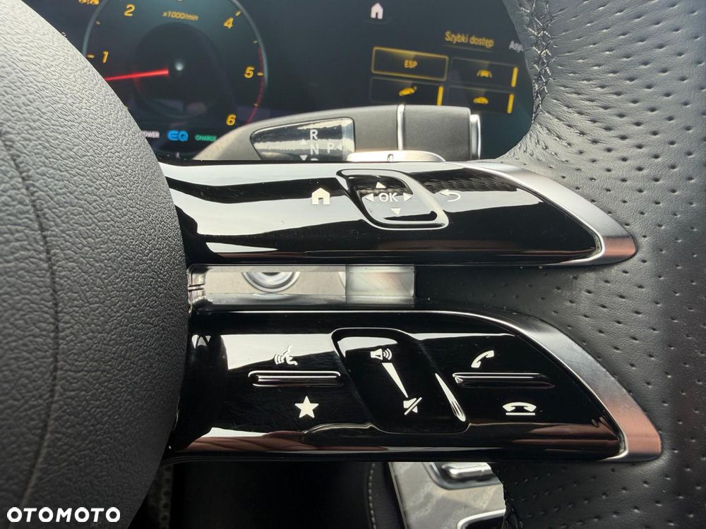Mercedes-Benz CLS 300 d 4-Matic AMG - 33