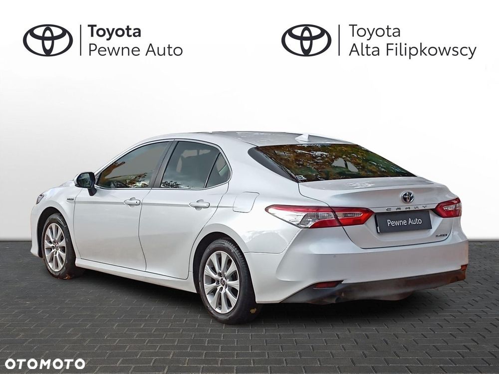 Toyota Camry 2.5 Hybrid Comfort CVT - 5