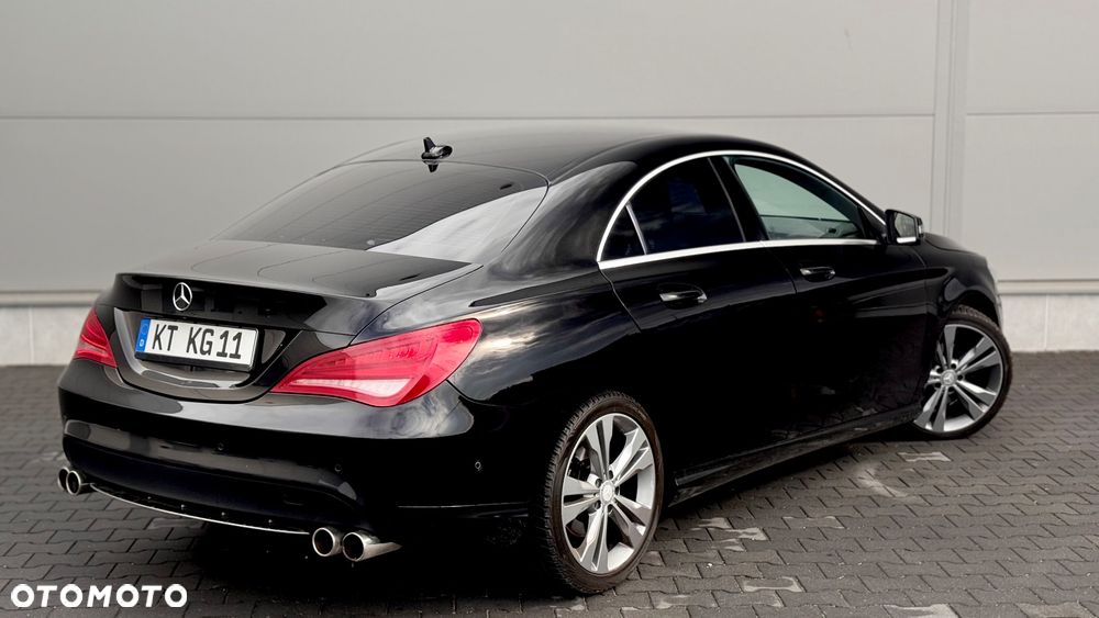 Mercedes-Benz CLA 200 AMG Line - 28
