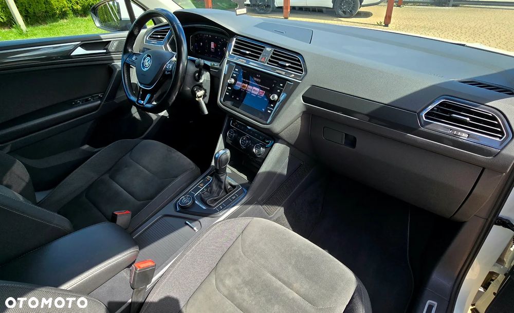Volkswagen Tiguan 2.0 TSI 4Motion DSG OPF Highline - 30