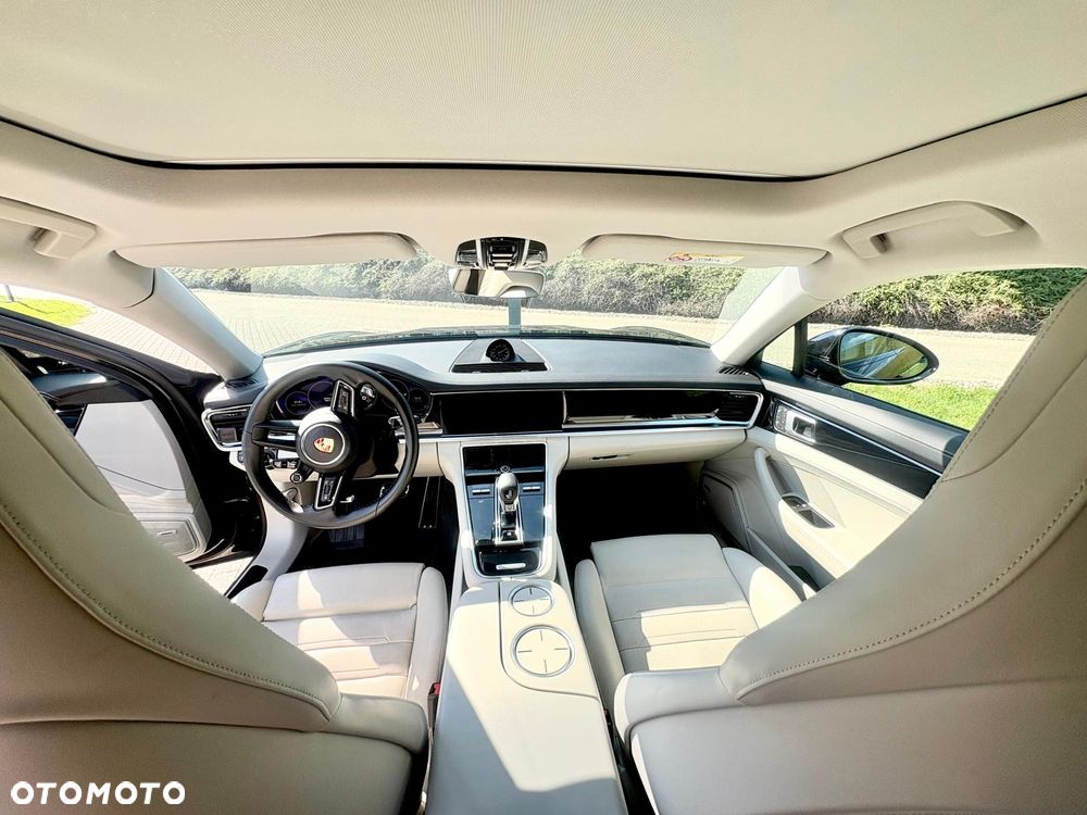 Porsche Panamera 4 E-Hybrid Platinum Edition - 8