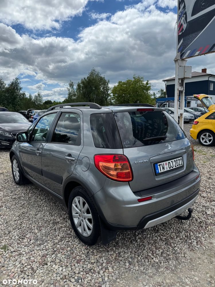 Suzuki SX4 2.0 DDiS 4x2 Style - 3
