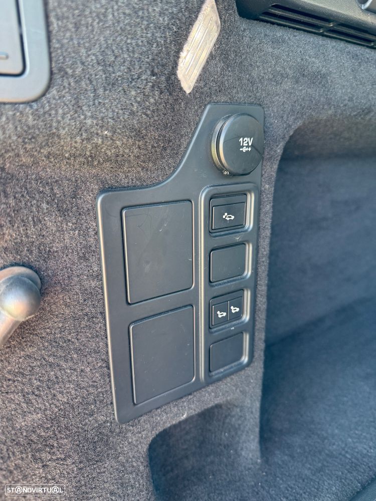 Land Rover Discovery 3.0 SD6 HSE - 9