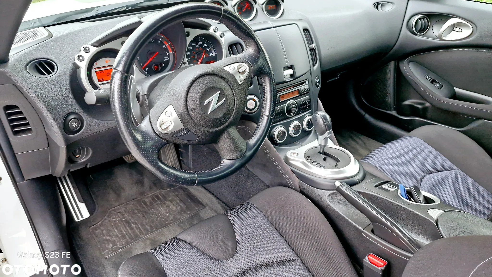 Nissan 370 Z - 6