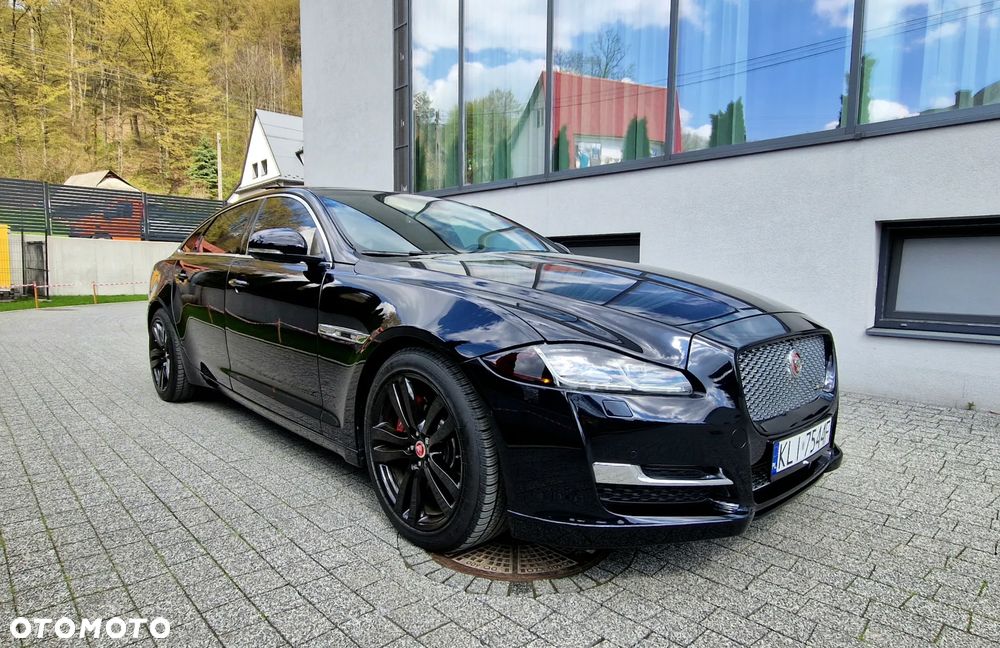 Jaguar XJ 3.0 T LWB Portfolio - 6