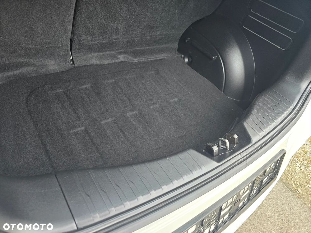SsangYong/KGM Tivoli e-XGi 160 2WD Quartz - 33
