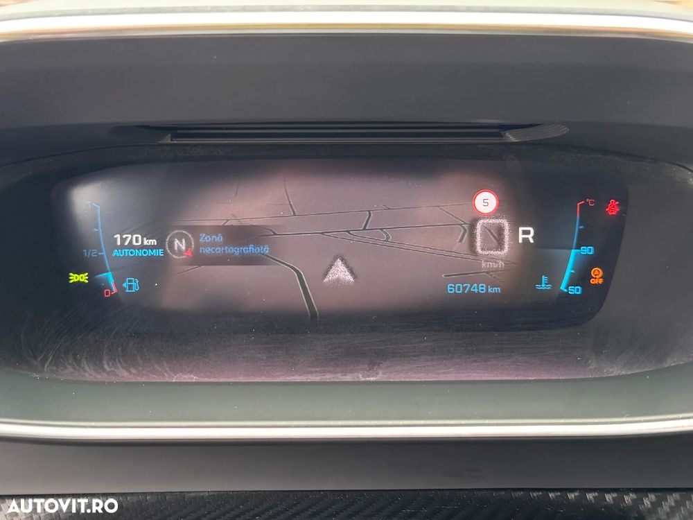 Peugeot 2008 1.2L PureTech 130 S&S EAT8 GT - 22