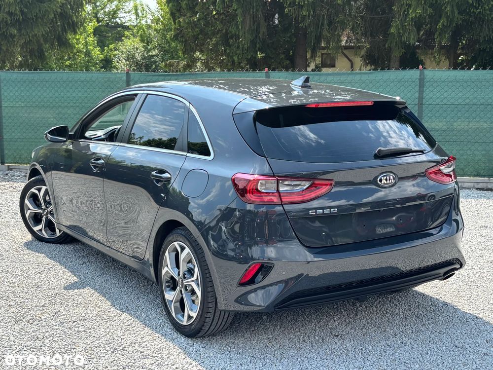 Kia Ceed 1.4 T-GDI L Business Line Plus DCT - 10