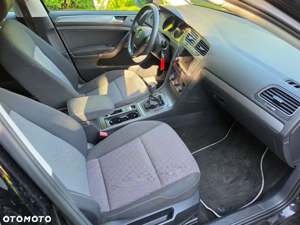 Volkswagen Golf Variant - 15