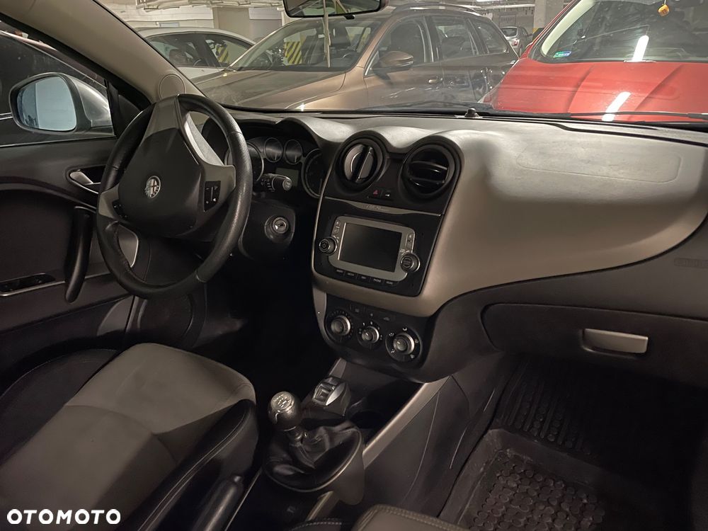 Alfa Romeo Mito - 9