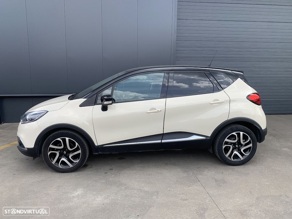 Renault Captur 1.5 dCi Initiale Paris EDC - 2