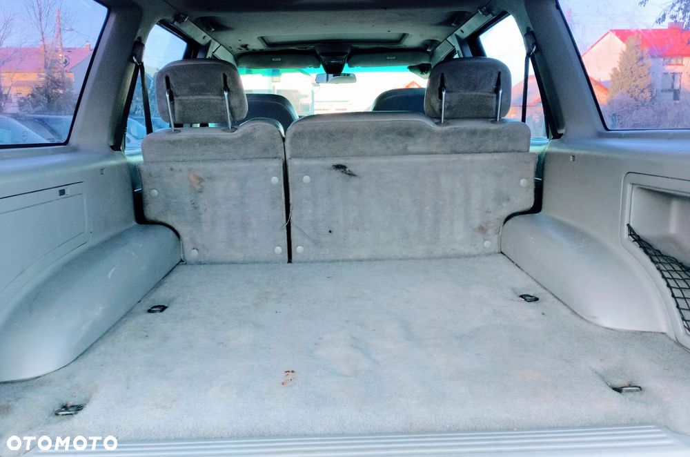 Ford Explorer - 15