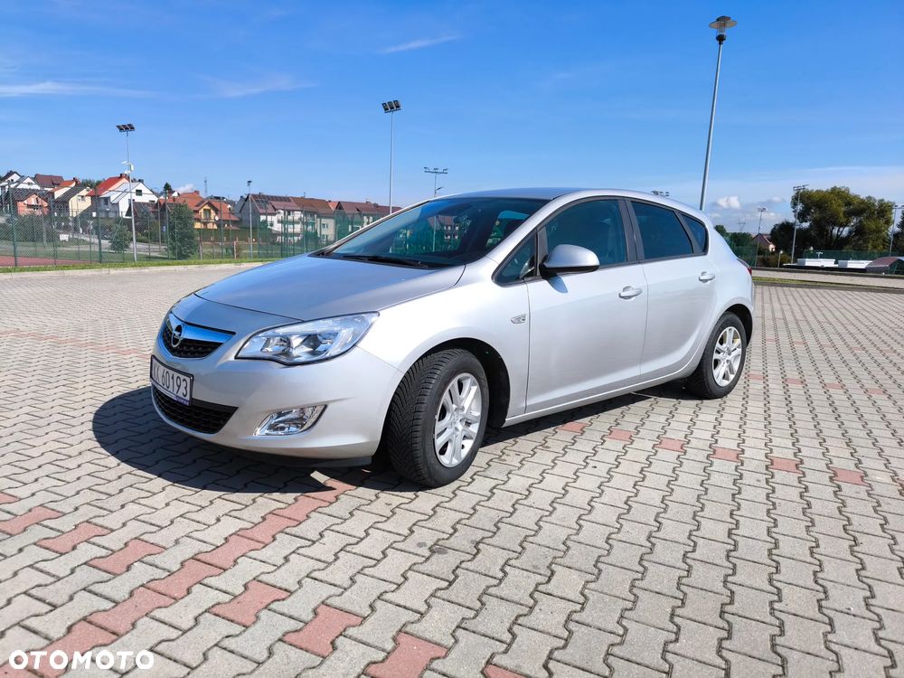 Opel Astra 1.4 T Enjoy - 1