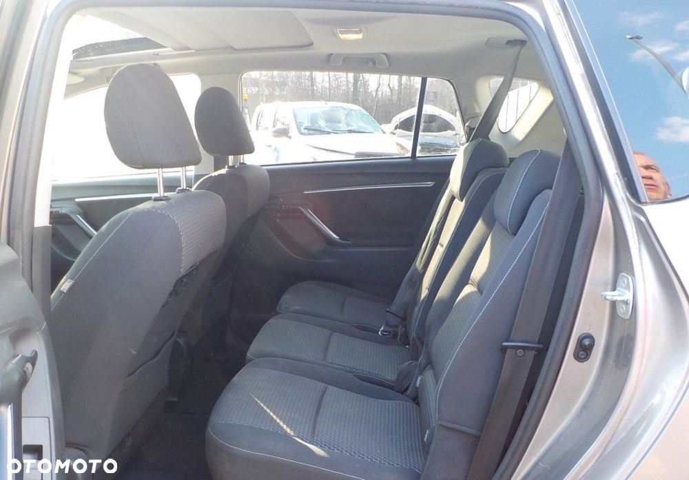 Toyota Verso - 26
