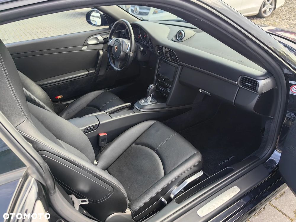 Porsche 911 Carrera PDK - 17