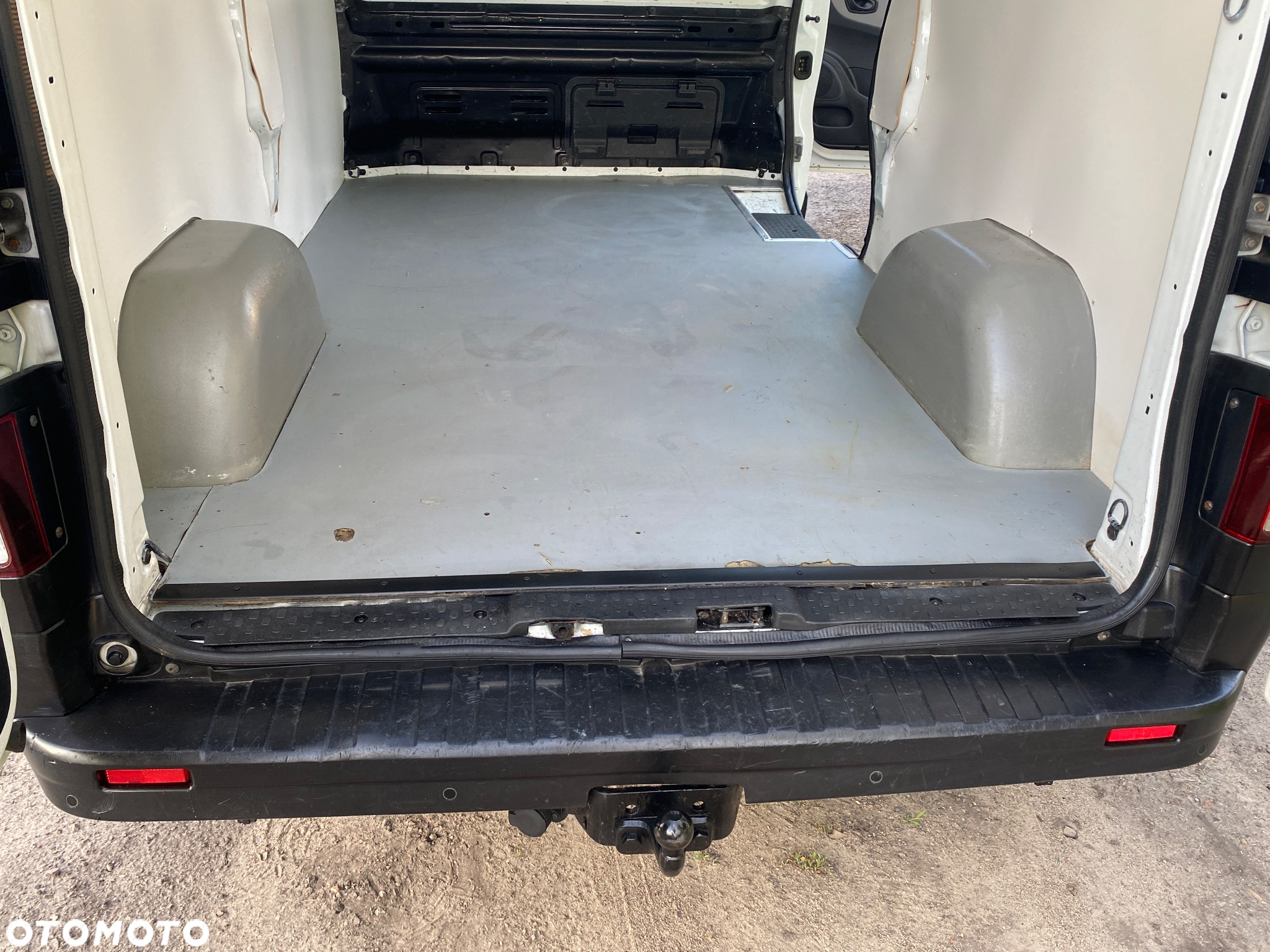 Renault TRAFIC - 32
