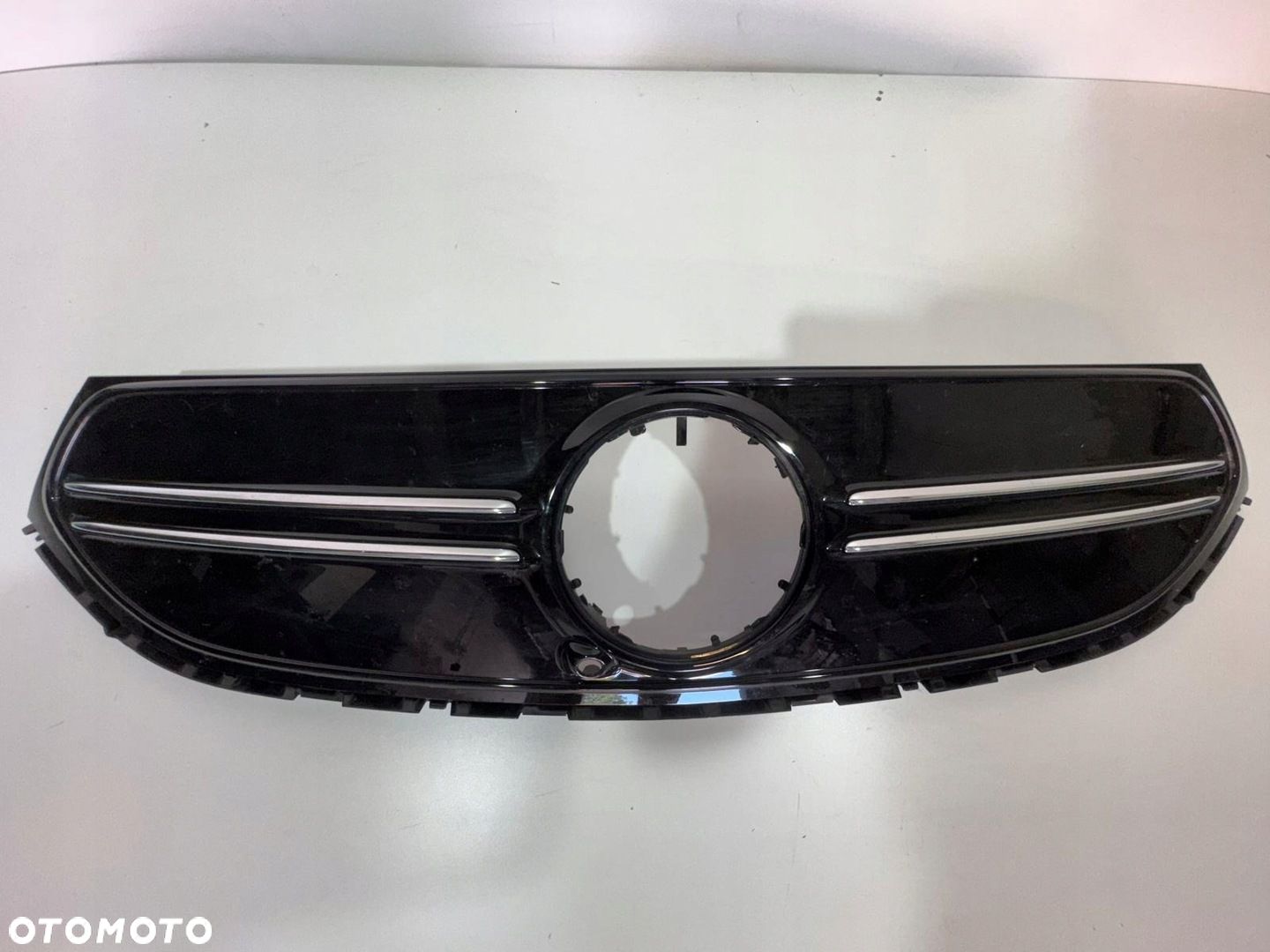 MERCEDES EQA EQB A243 GRILL ATRAPA KRATKA A2438881900 ORYGINAŁ - 1