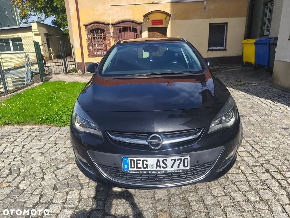 Opel Astra 2.0 CDTI Cosmo - 2
