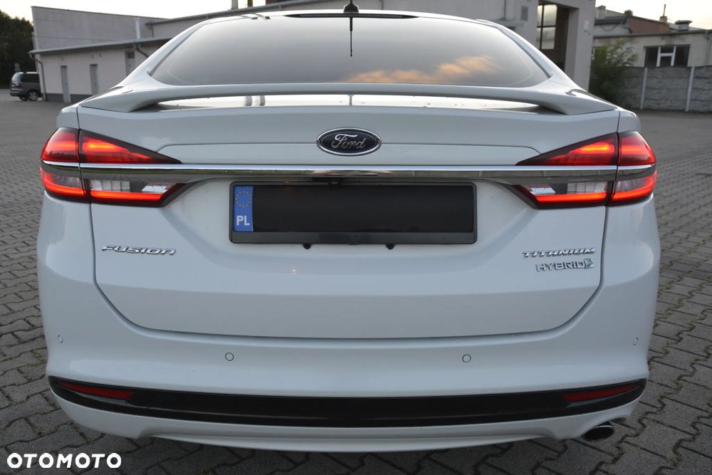 Ford Fusion - 5