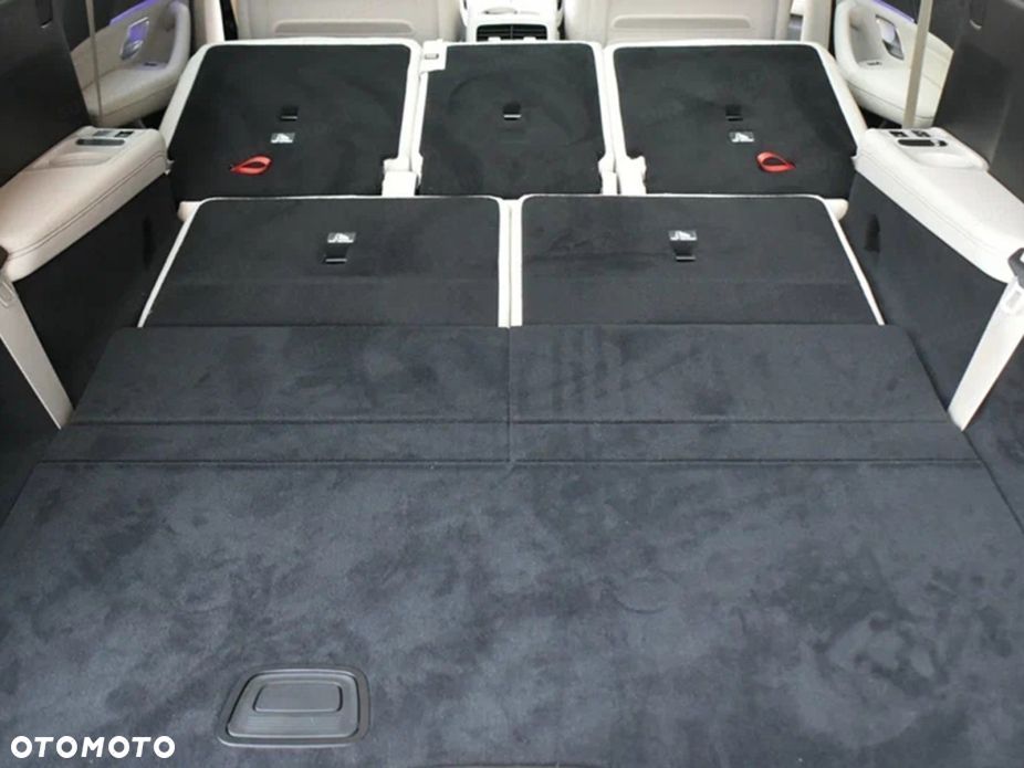 Mercedes-Benz GLS - 17