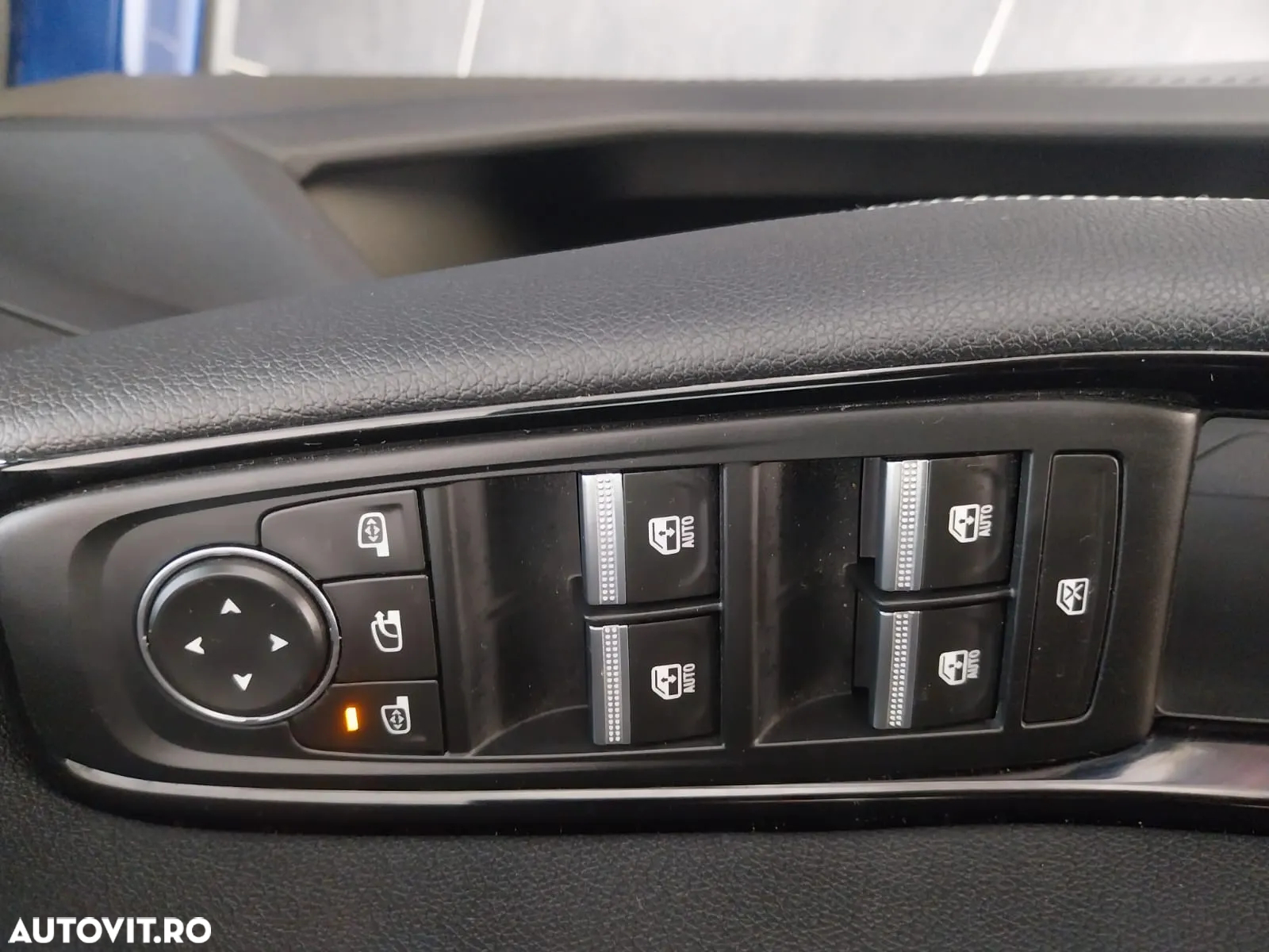 Renault Austral E-Tech Full Hybrid 200 Iconic - 12