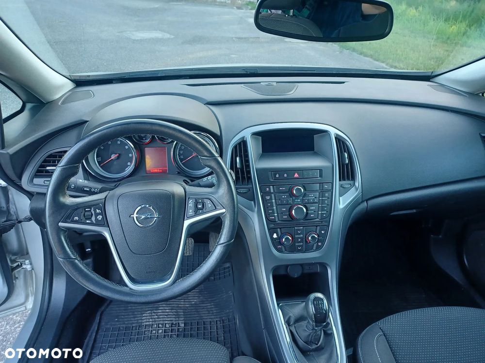 Opel Astra - 9