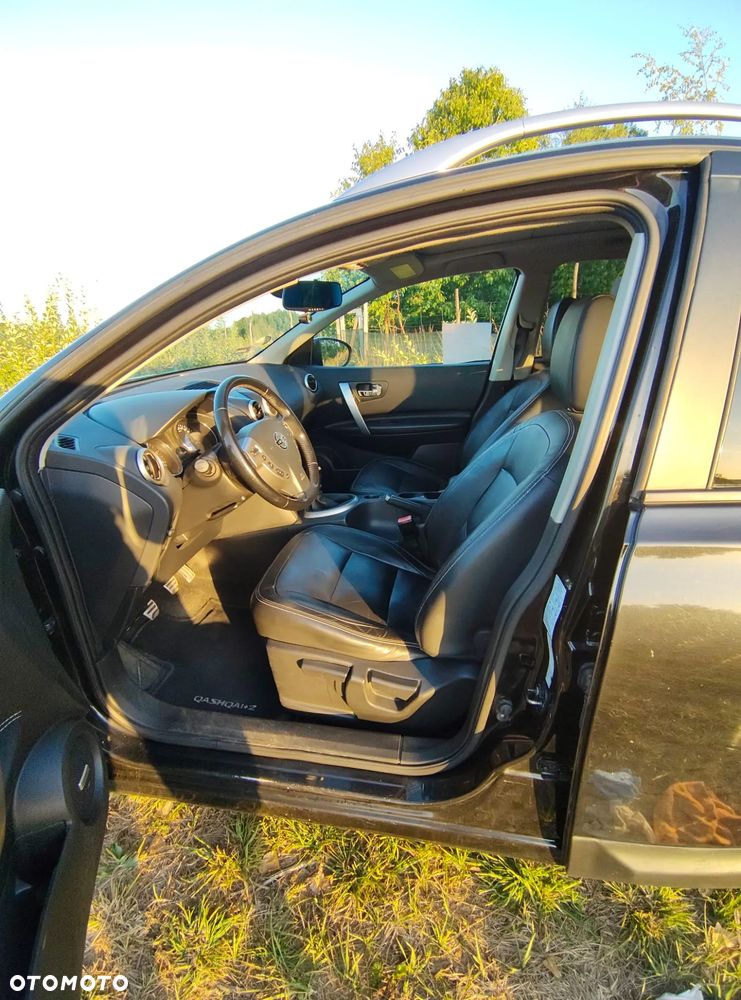 Nissan Qashqai+2 - 18