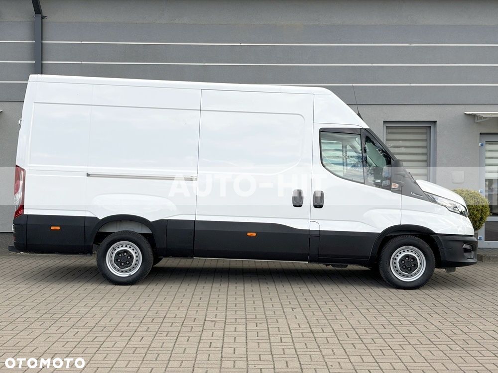 Iveco Daily - 12