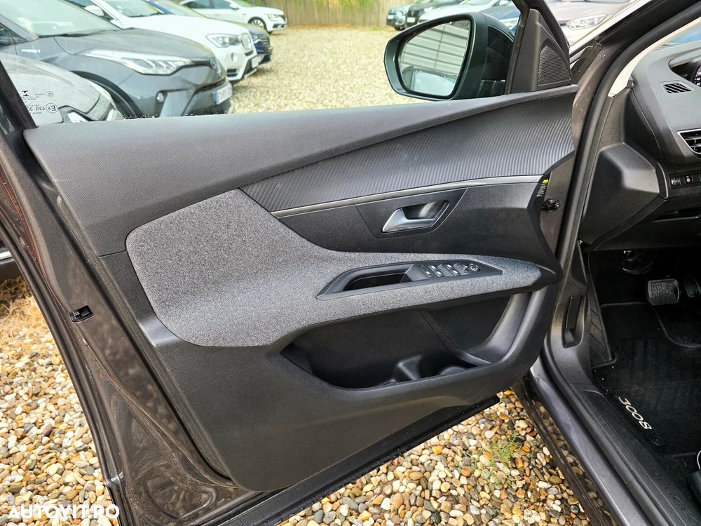 Peugeot 3008 PureTech 130 Stop & Start GPF Allure Pack - 20