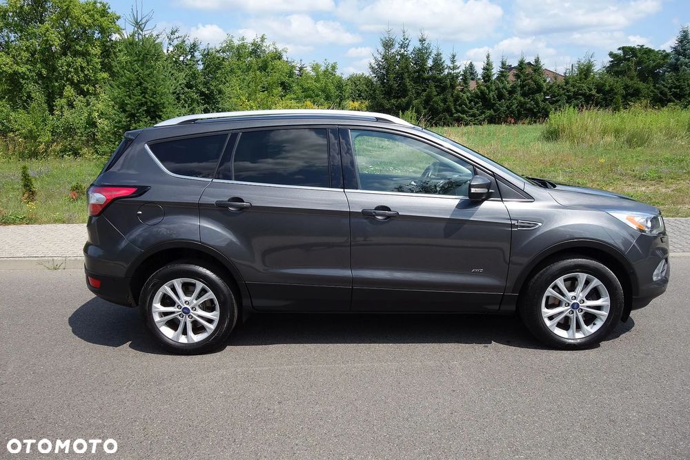 Ford Kuga 2.0 TDCi 4x4 Titanium - 19